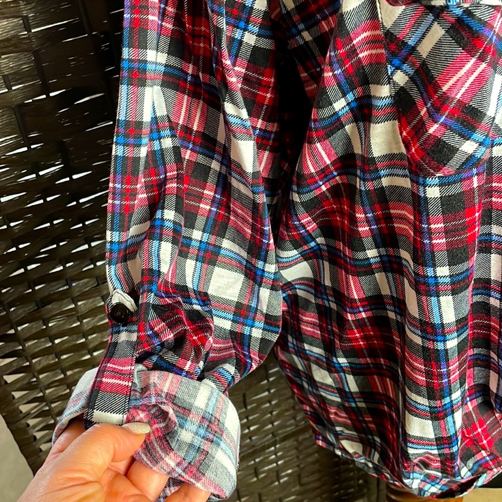 Multi-Colored Button Front Flannel. Size 3x - image 3